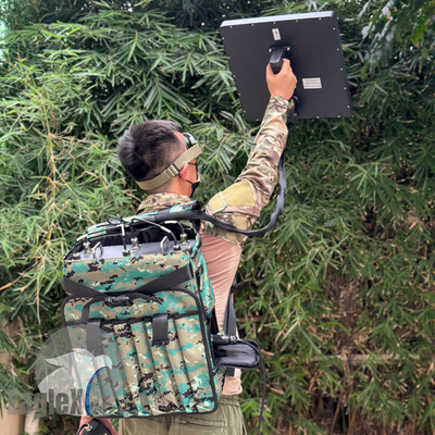 Coffre à dos camouflé Drone Jammer 2KM ~ 2.5KM Anti Drone Jammer Blocage du signal