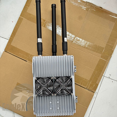 FPV Drone Jammer avec 900MHz, 2,4GHz, 5,8GHz Portable et Portable Anti-Drone UAV Appareil Solutions montées sur le véhicule
