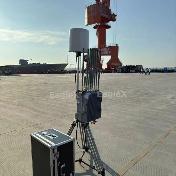 Détecteur de drones de niveau de protection IP66 pour une couverture à large fréquence et une grande précision dans la radiosurveillance passive 0